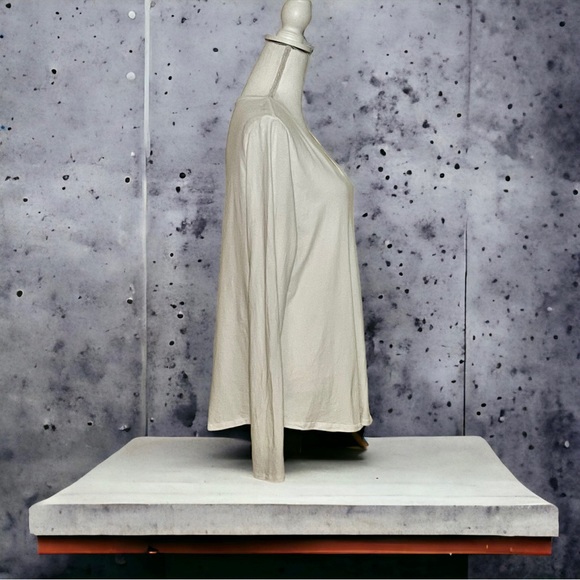 SOLD - Picture 3 of 8